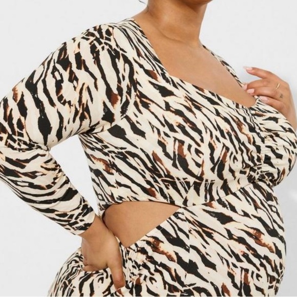 TORRID Maxi Studio Knot Long Sleeve Dress Zebra Watercolor Size 4X - Picture 2 of 13